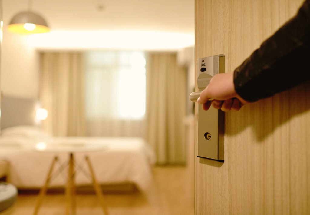 Best Hotels and Airbnbs in Buffalo for Solo Female Travelers